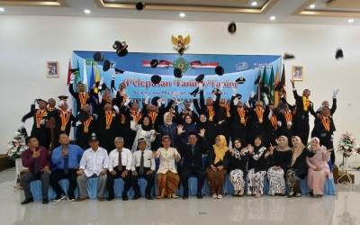 17 TARUNA DITERIMA PERUSAHAAN SAAT PELEPASAN